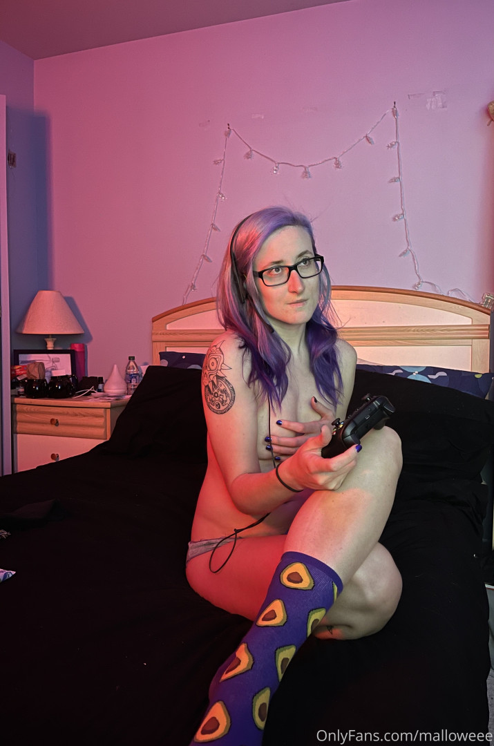 Photo by malloweee published on October 13,2023 05:44:30 - BestThots