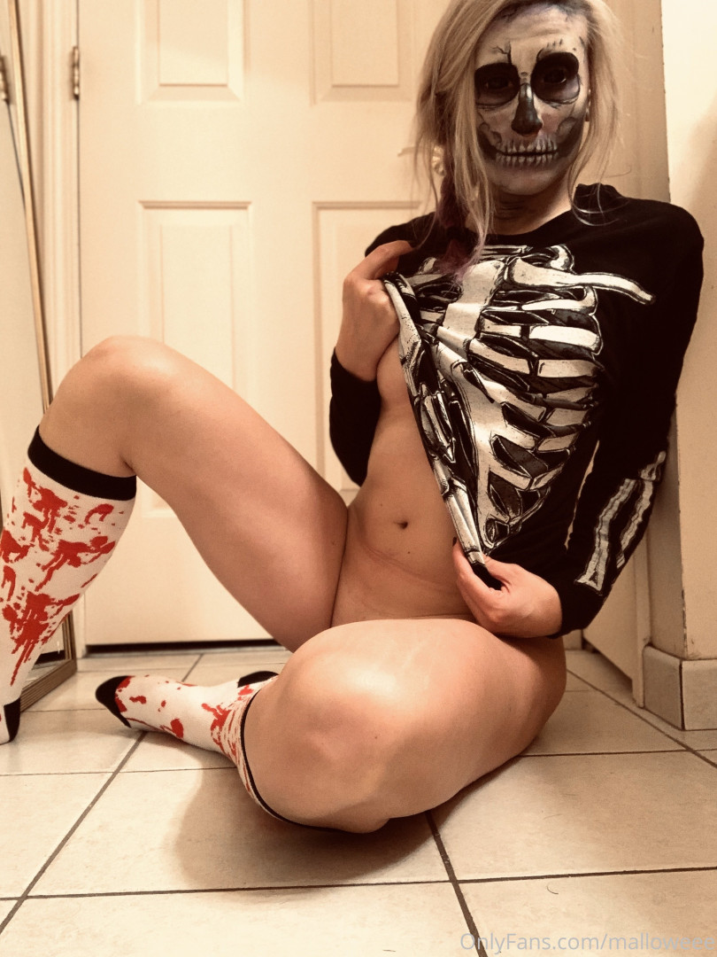 Photo by malloweee published on October 13,2023 09:05:10 - BestThots