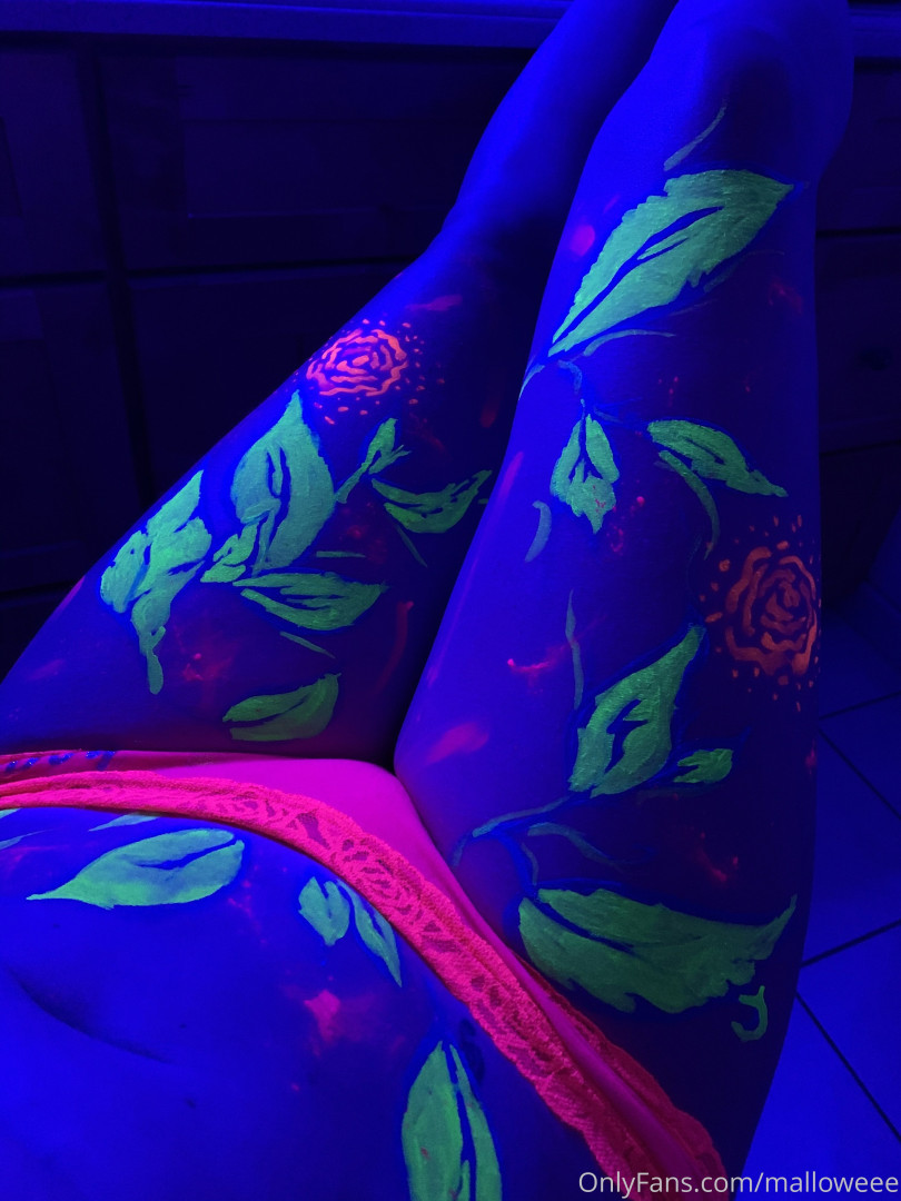Photo by malloweee published on October 13,2023 11:48:29 - BestThots