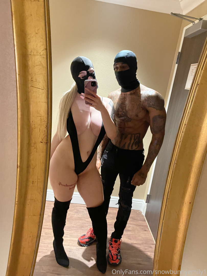 Photo by pawgemily1 published on October 14,2023 08:47:27 - BestThots