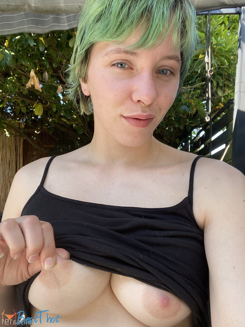 Photo by melissa191 published on December 13,2024 15:05:45 - BestThots