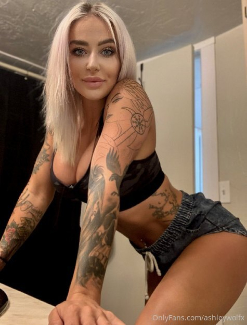 Photo by ashleywolfx published on November 24,2023 08:54:24 - BestThots