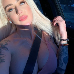 ashleywolfx #8599366