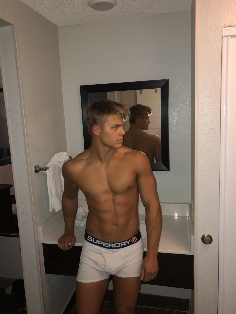 Photo by peachyyboy published on June 15,2023 07:23:32 - BestThots