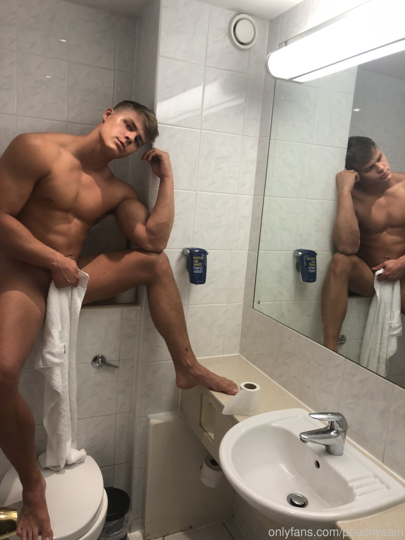 Photo by peachyyboy published on June 15,2023 07:45:33 - BestThots
