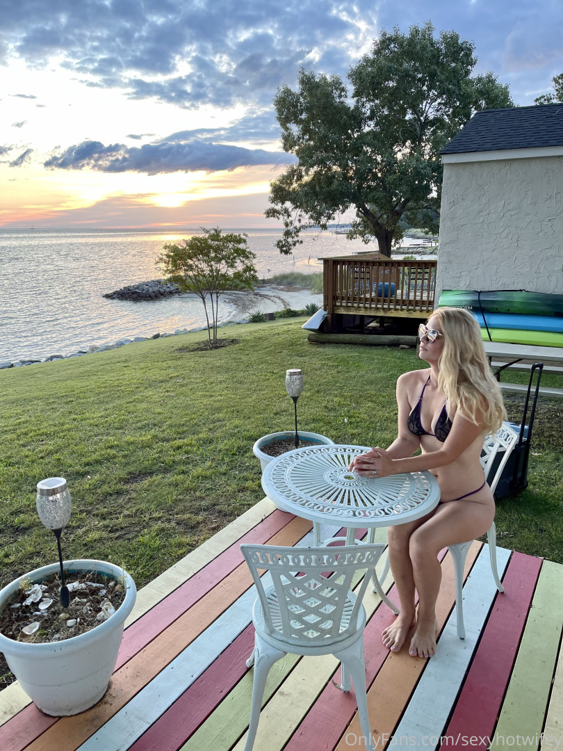 Photo by hotwife-kate published on June 13,2023 23:42:31 - BestThots