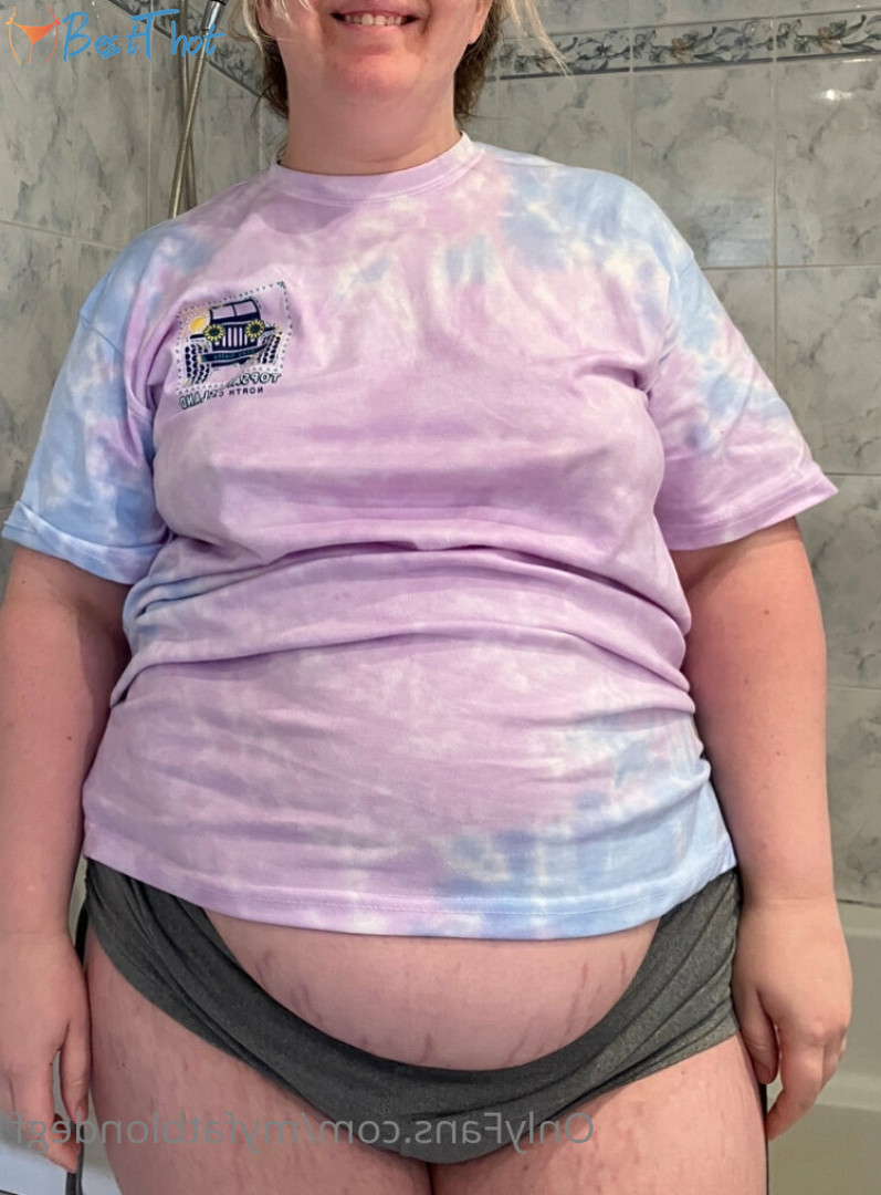 Photo by myfatblondegf published on December 18,2024 05:07:37 - BestThots