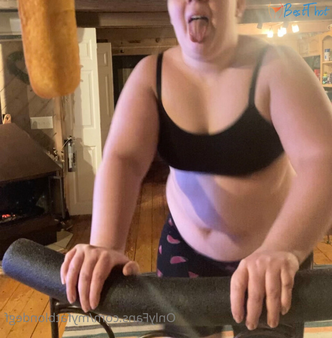 Photo by myfatblondegf published on December 18,2024 05:07:41 - BestThots