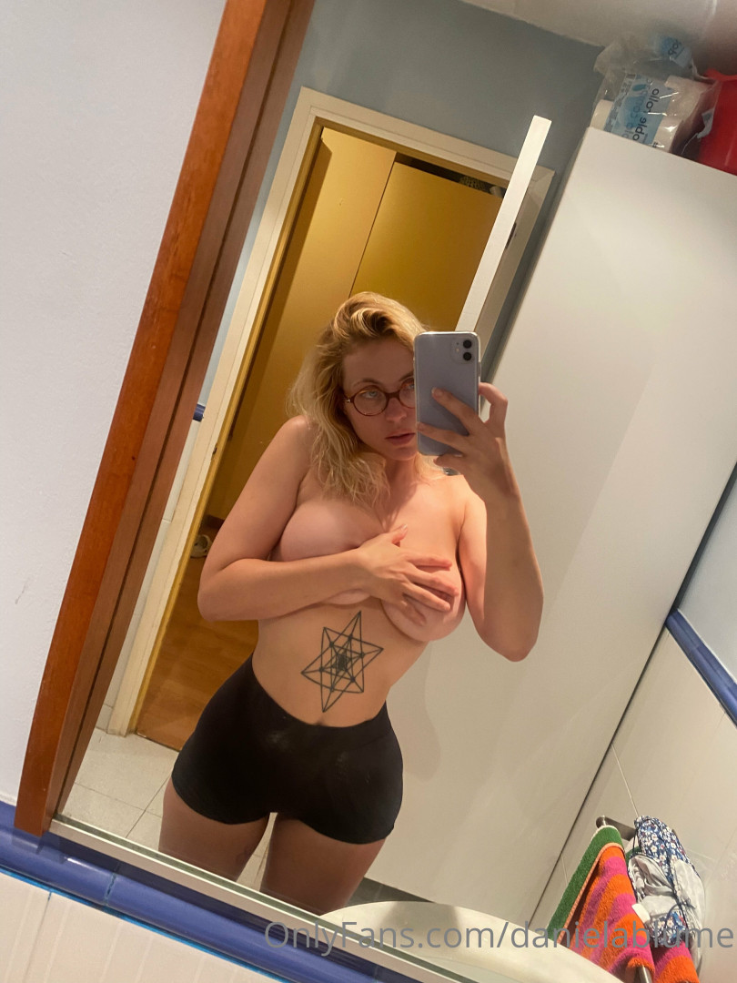 Photo by danielablume published on January 15,2024 01:41:55 - BestThots