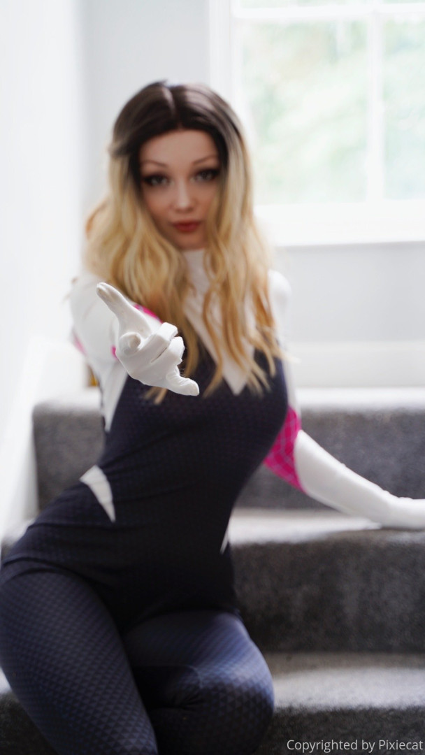Photo by pixiecat published on August 17,2023 22:46:16 - BestThots