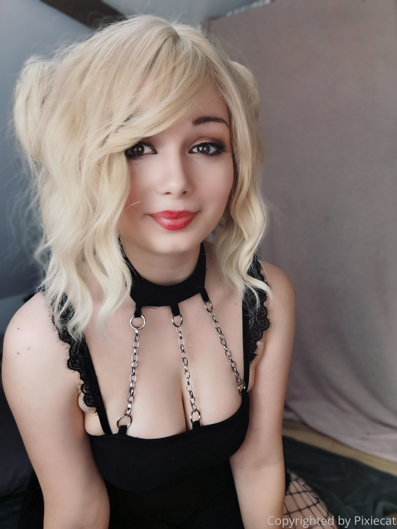 Photo by pixiecat published on August 17,2023 22:52:30 - BestThots