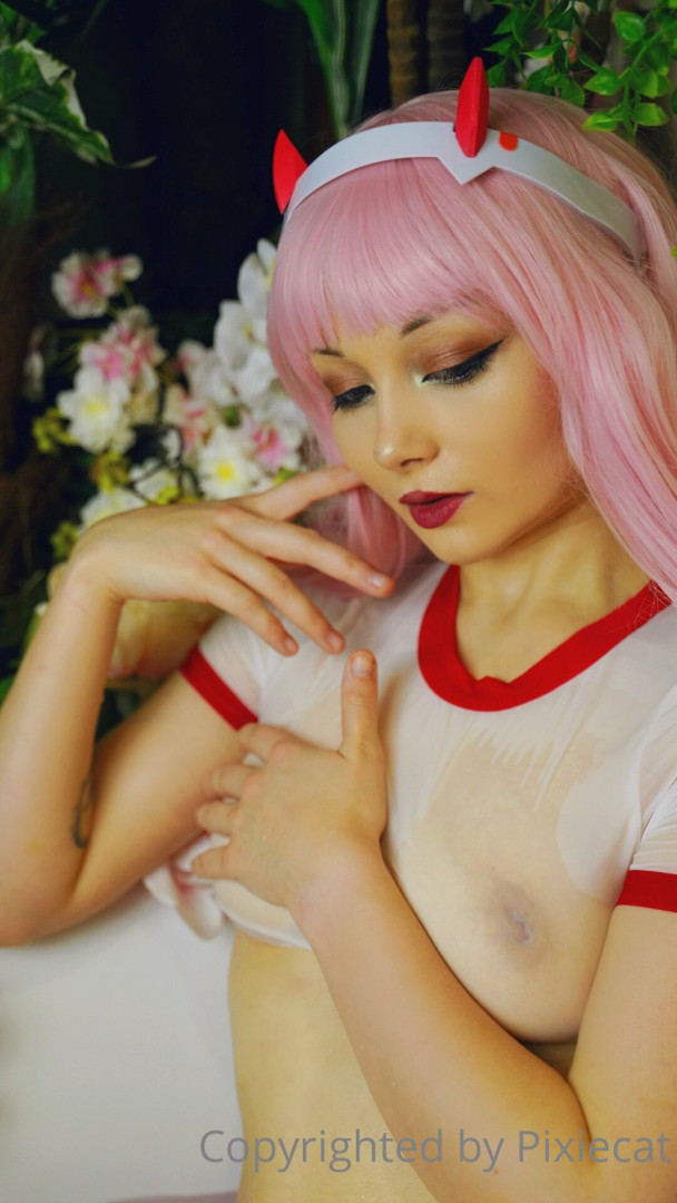Photo by pixiecat published on October 16,2023 22:16:51 - BestThots
