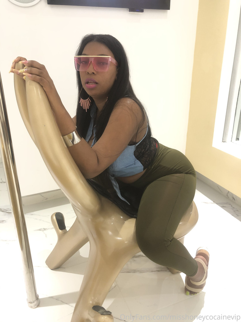 Photo by delirisantosvip published on June 7,2023 05:16:24 - BestThots