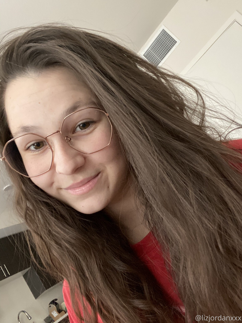 Photo by lizjordanxxx published on August 7,2023 06:38:52 - BestThots