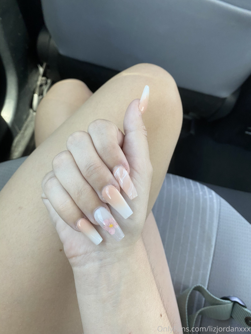 Photo by lizjordanxxx published on August 7,2023 07:02:03 - BestThots