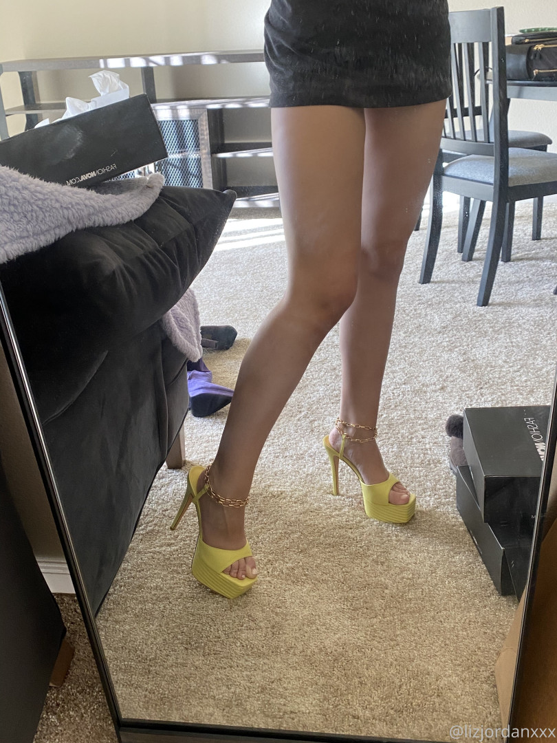 Photo by lizjordanxxx published on August 7,2023 07:12:01 - BestThots