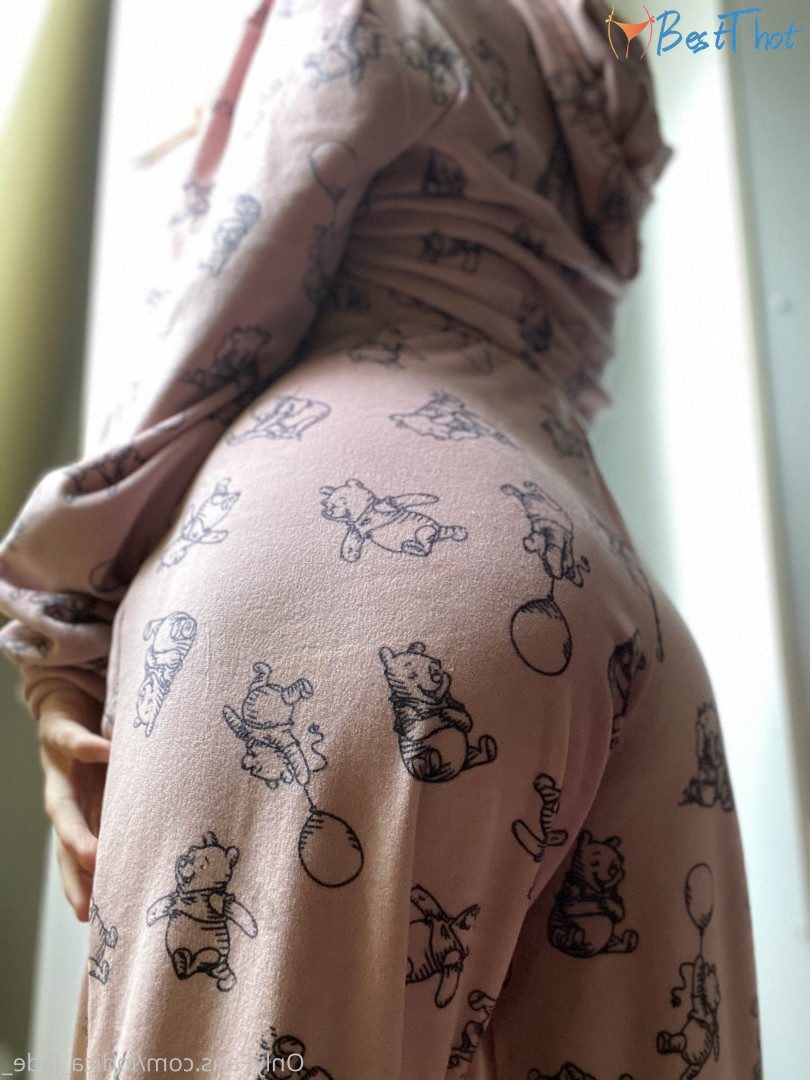 Photo by indica_jade_ published on December 15,2024 17:05:02 - BestThots