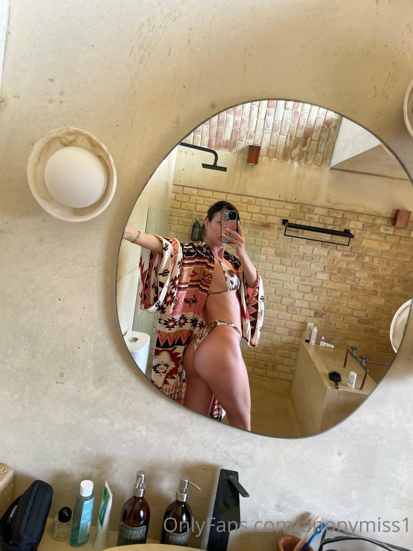 Photo by anonymiss1 published on November 24,2023 03:45:06 - BestThots