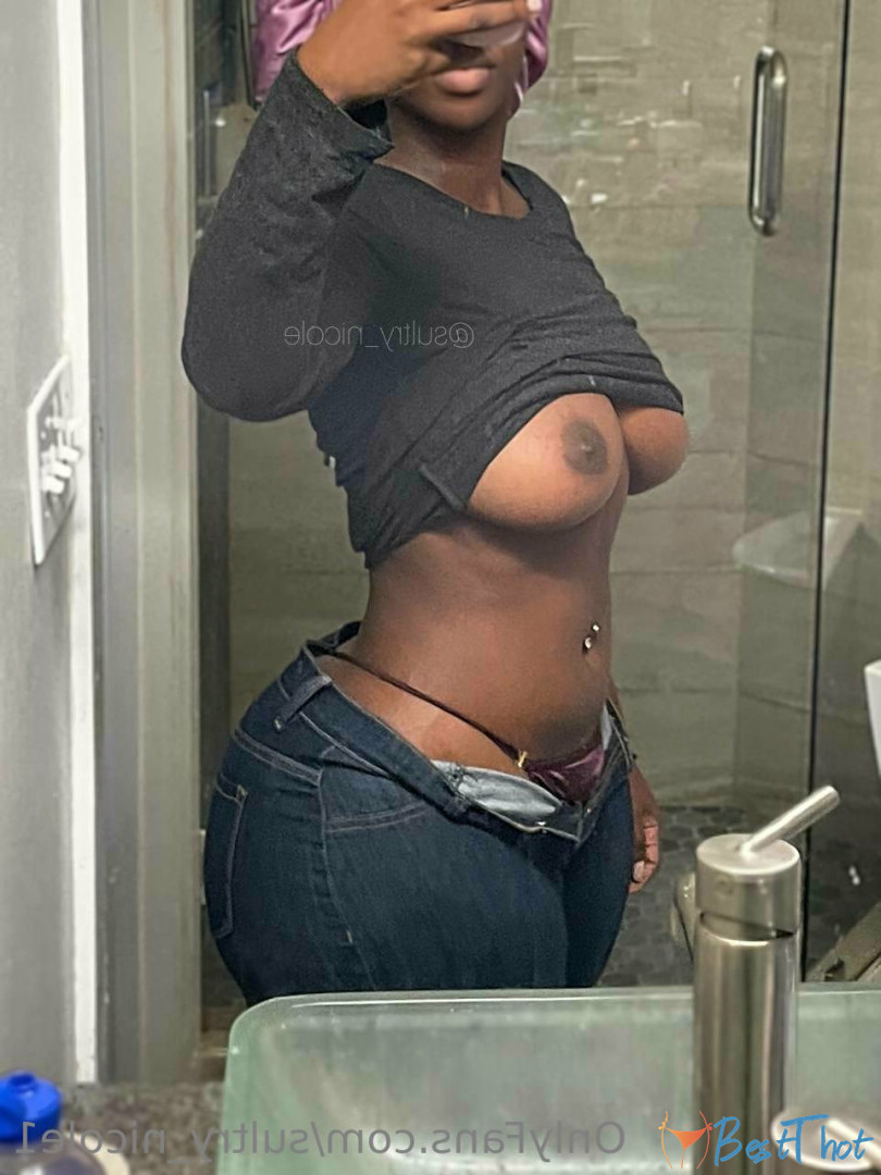 Photo by sultry_nicole1 published on December 22,2024 07:11:37 - BestThots