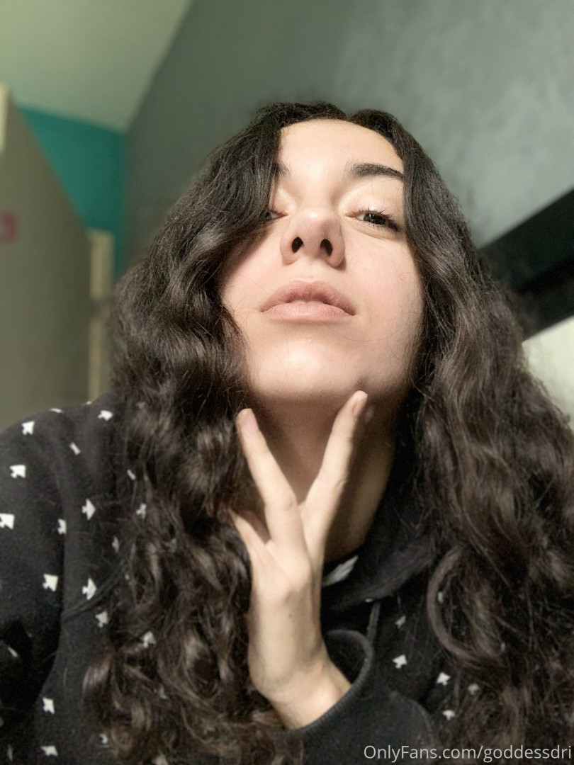 Photo by goddessdri published on June 19,2023 03:48:28 - BestThots