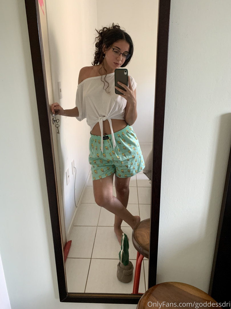 Photo by goddessdri published on June 19,2023 03:49:30 - BestThots