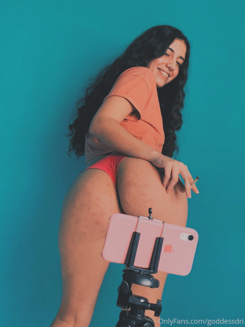 Photo by goddessdri published on June 19,2023 03:51:52 - BestThots