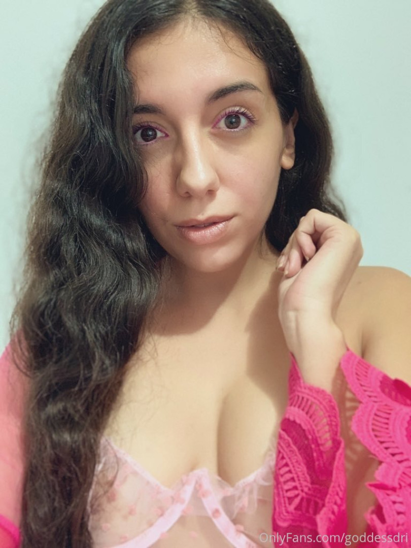 Photo by goddessdri published on June 19,2023 03:52:32 - BestThots