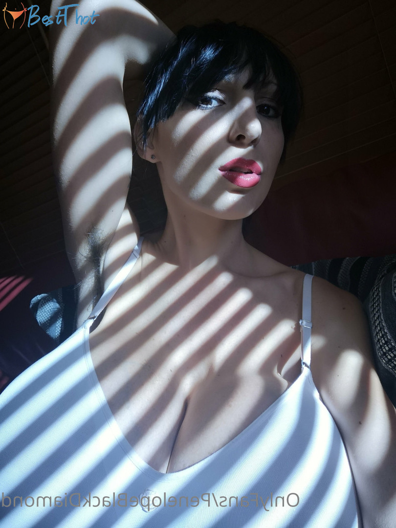 Photo by penelopeblackdiamond published on December 22,2024 17:09:44 - BestThots