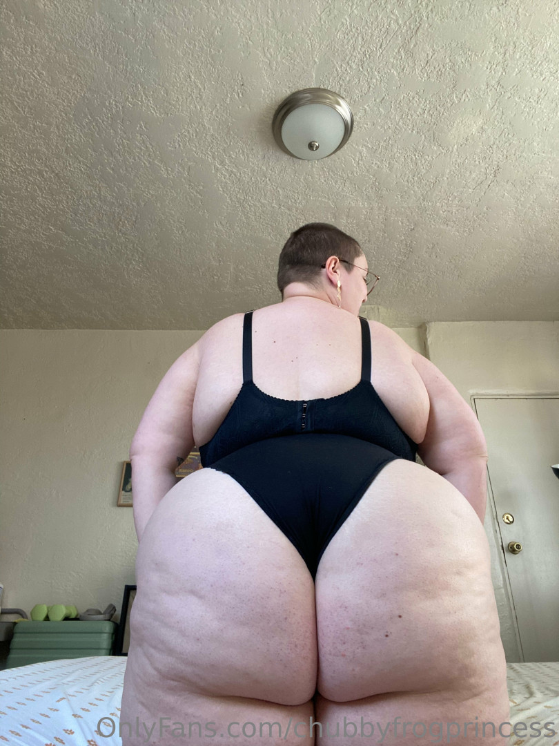 Photo by chubbyfrogprincess published on May 29,2023 01:44:19 - BestThots