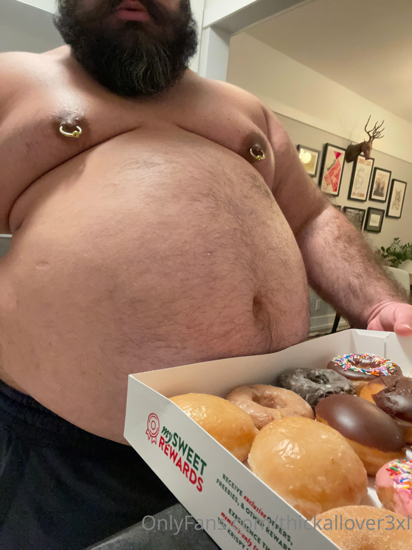 Photo by thickallover3xl published on May 16,2023 19:22:29 - BestThots