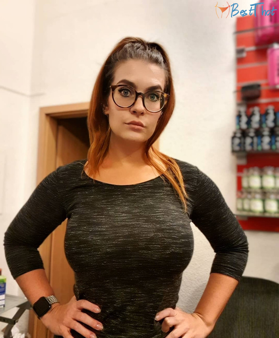 Photo by zartprickelnd published on December 10,2024 18:25:09 - BestThots