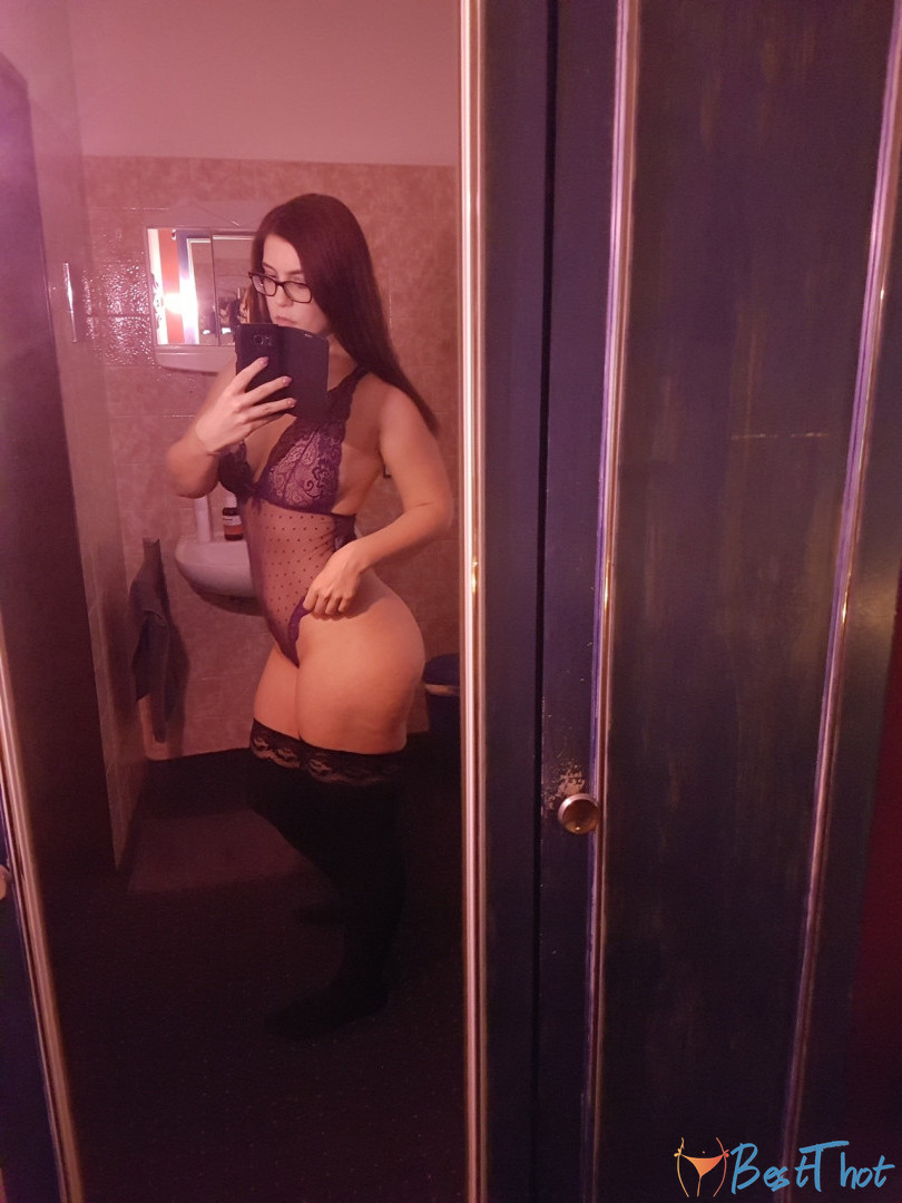 Photo by zartprickelnd published on December 10,2024 18:26:37 - BestThots