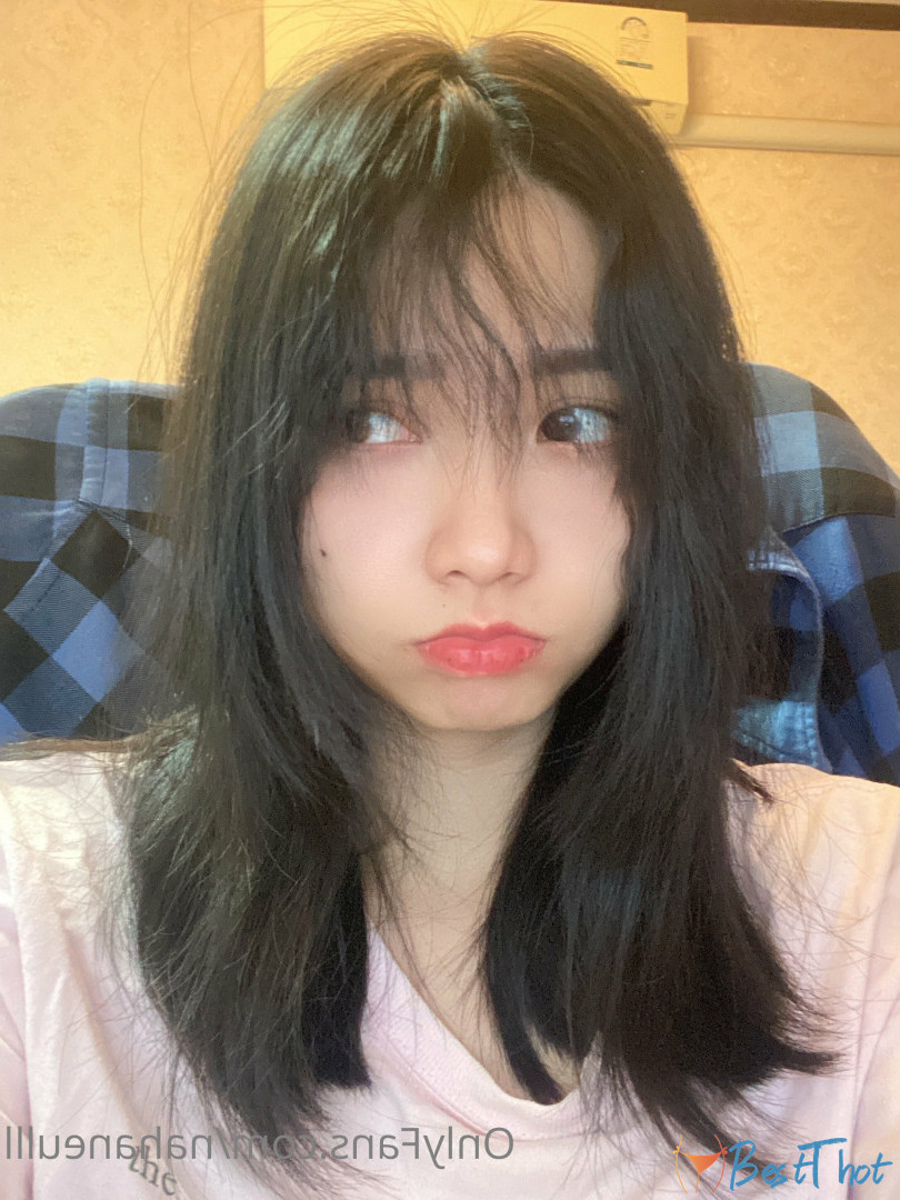 Photo by nahaneulll published on December 15,2024 22:04:54 - BestThots