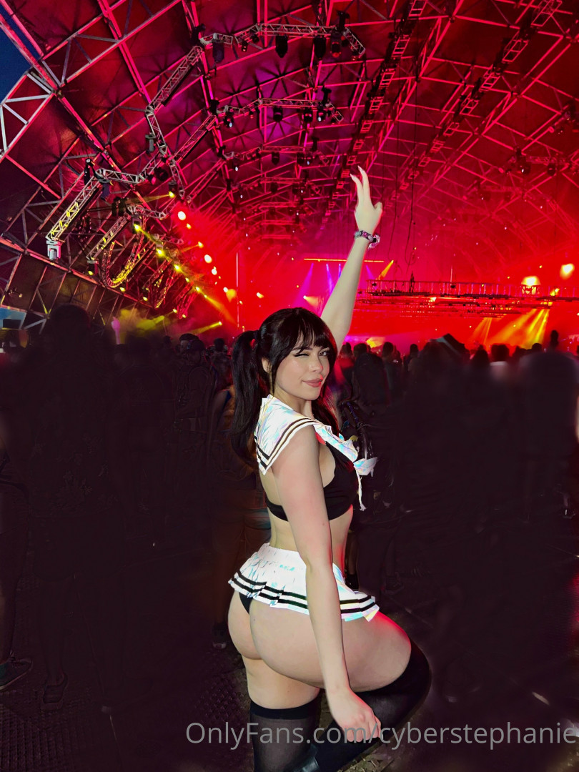 Photo by cyberstephanie published on January 12,2024 04:40:53 - BestThots