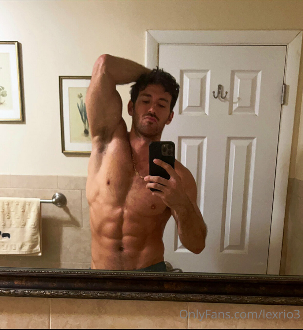 Photo by lexrio3 published on July 27,2023 15:44:00 - BestThots