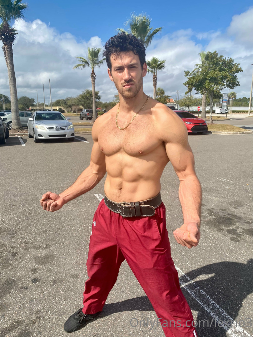 Photo by lexrio3 published on July 27,2023 15:44:10 - BestThots