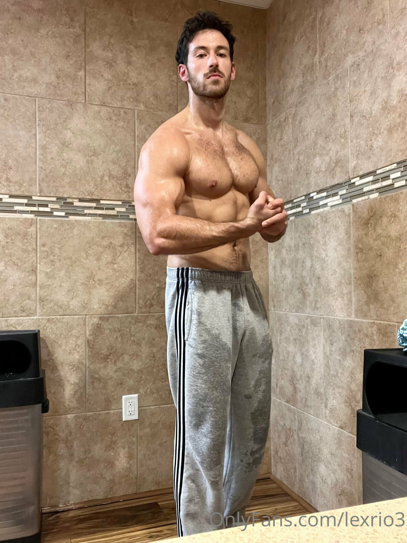 Photo by lexrio3 published on July 27,2023 15:44:28 - BestThots