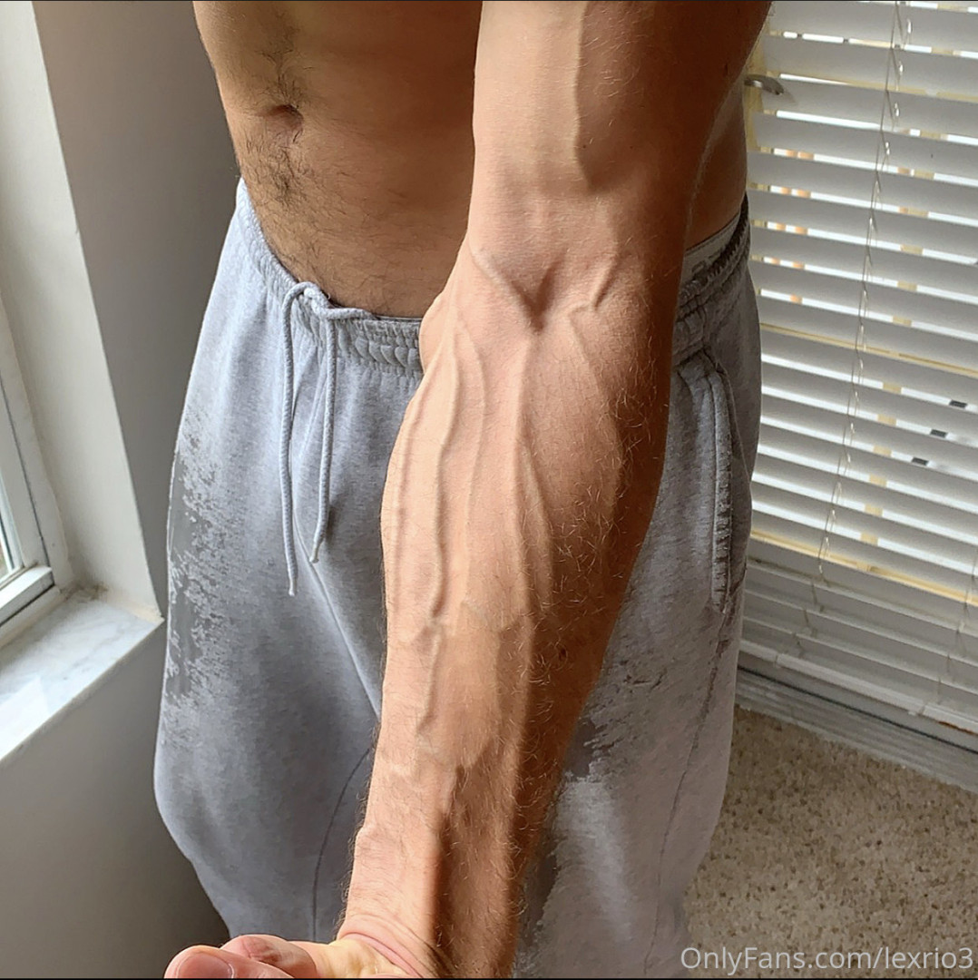 Photo by lexrio3 published on July 27,2023 15:44:37 - BestThots