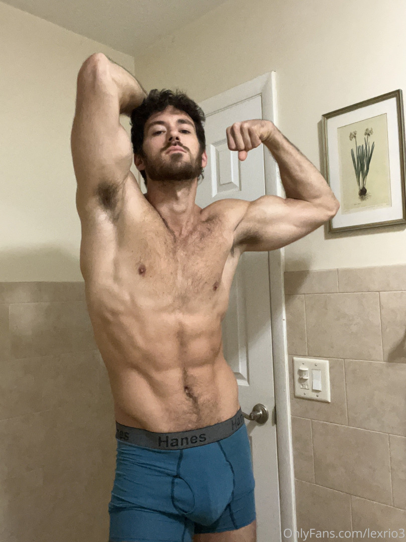Photo by lexrio3 published on July 27,2023 15:47:19 - BestThots