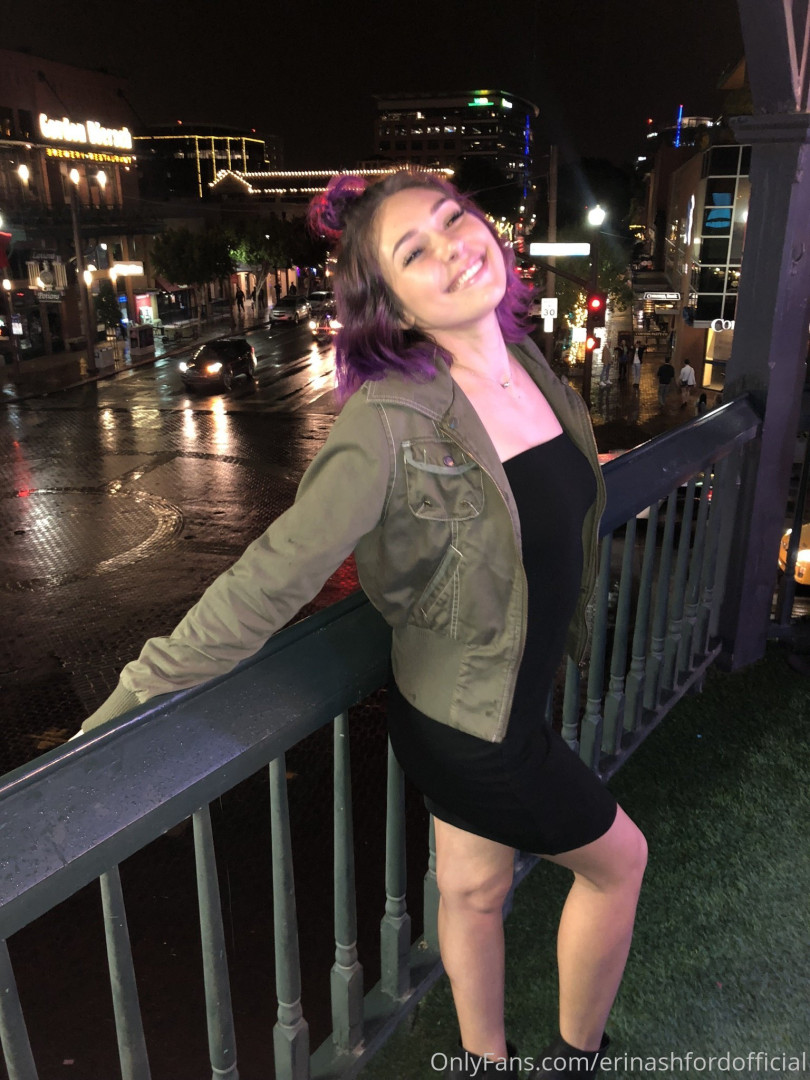 Photo by erinashford published on October 24,2023 20:28:17 - BestThots