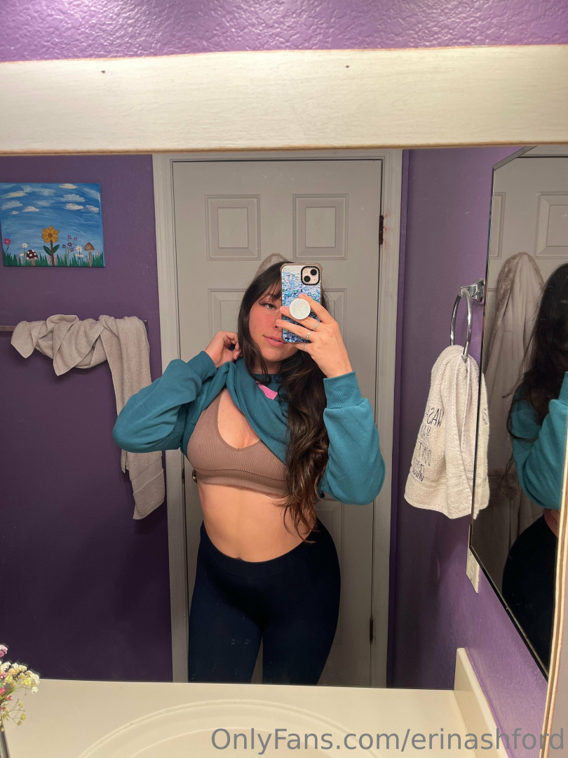 Photo by erinashford published on October 24,2023 21:26:08 - BestThots