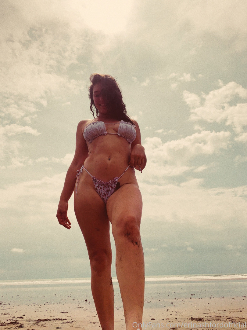 Photo by erinashford published on October 24,2023 21:32:39 - BestThots