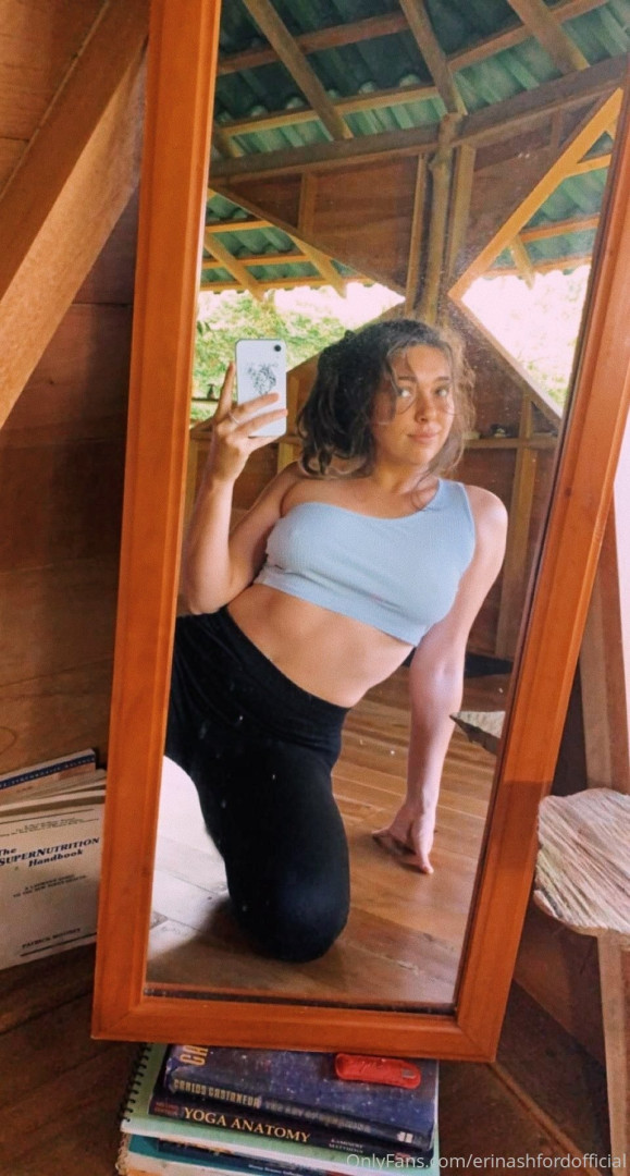 Photo by erinashford published on October 24,2023 21:40:18 - BestThots