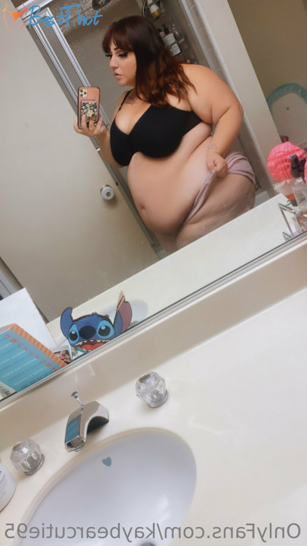 Photo by kaybearcutie95 published on December 13,2024 22:03:17 - BestThots