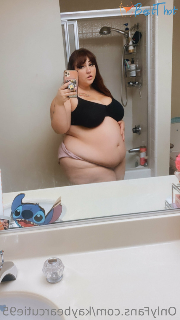 Photo by kaybearcutie95 published on December 13,2024 22:03:18 - BestThots