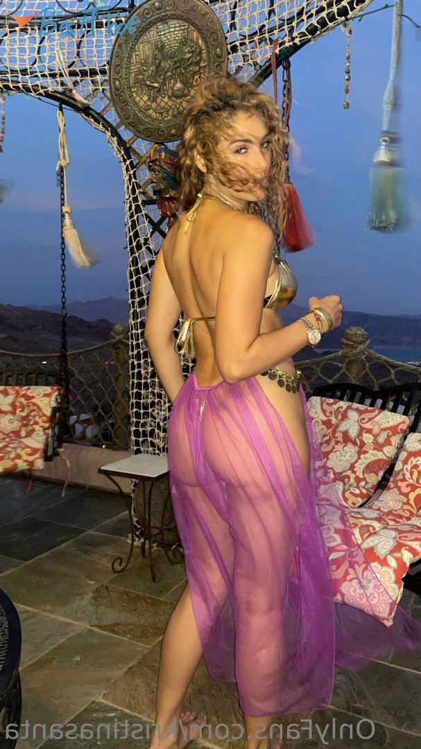 Photo by kristinasanta published on December 13,2024 22:03:58 - BestThots