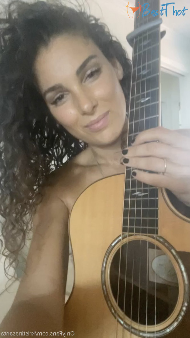 kristinasanta #9428729