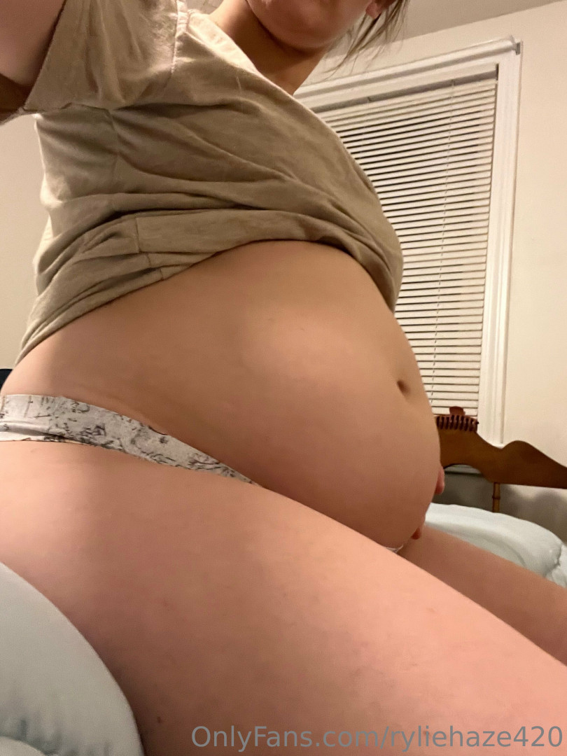 Photo by ryliehaze420 published on June 5,2023 18:29:42 - BestThots