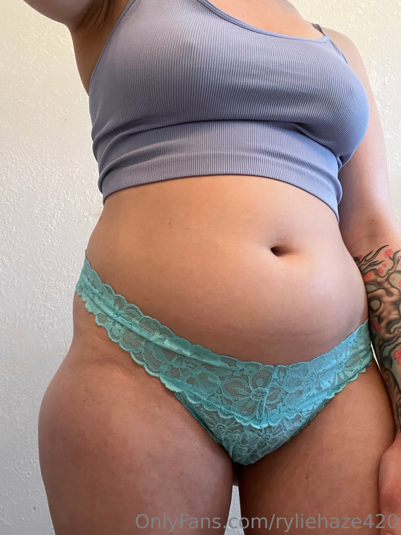 Photo by ryliehaze420 published on June 5,2023 18:30:37 - BestThots