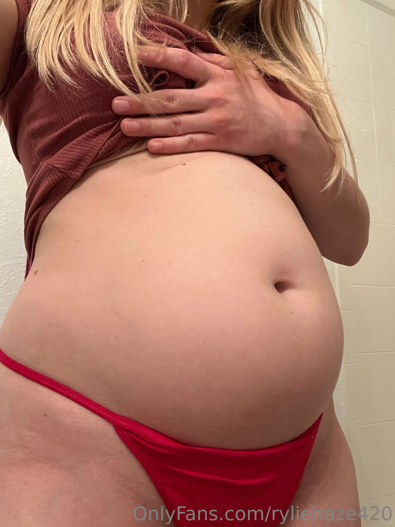 Photo by ryliehaze420 published on June 5,2023 18:31:20 - BestThots